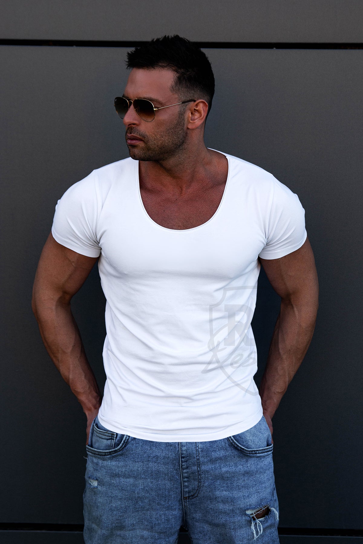 Bundle 3 Men’s Scoop Neck T-shirts / White / Muscle Fit - Stretchable Cotton