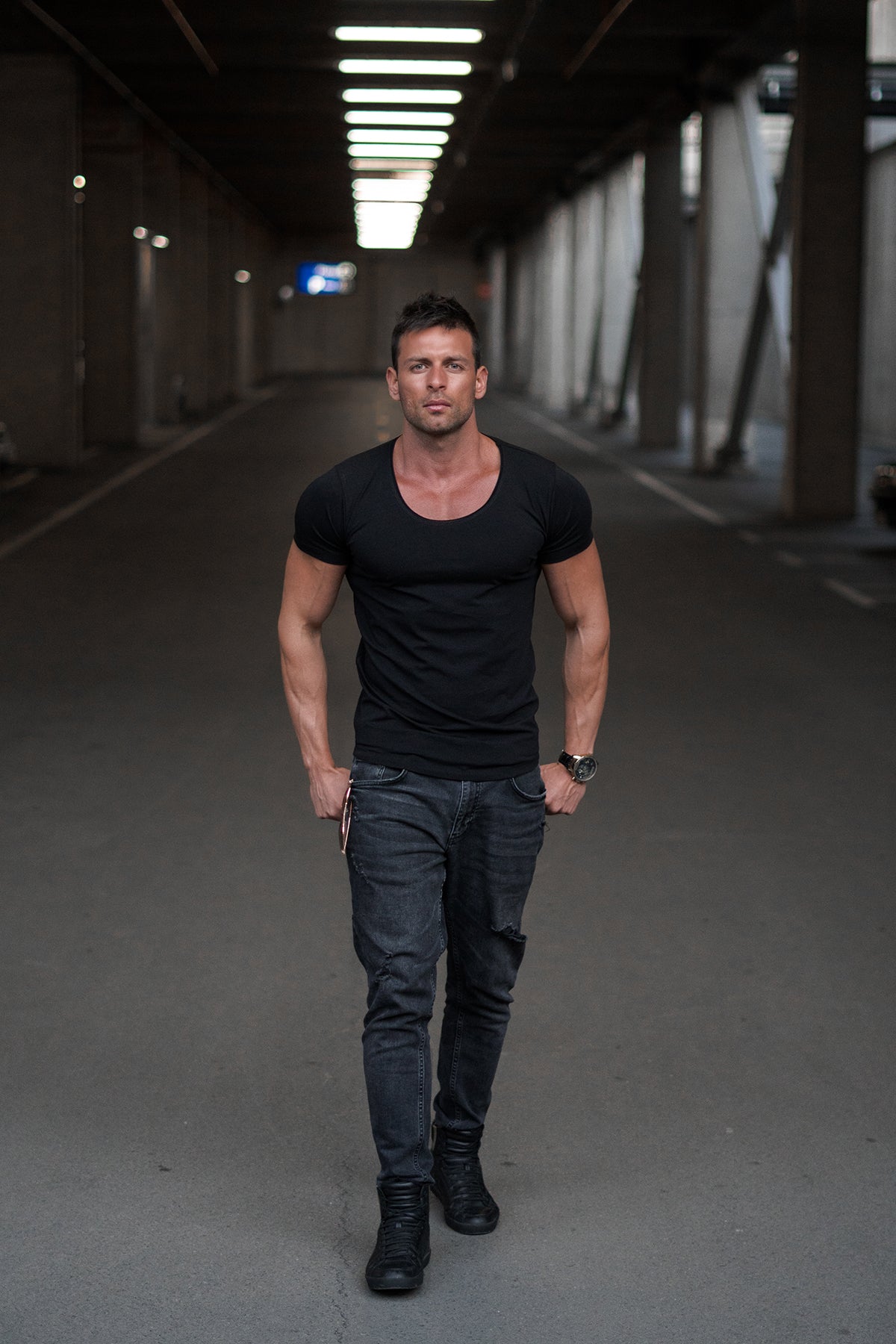 Front View of Men's scoop neck_black T-shirt Muscle Slim Fit Style