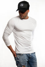 Plain White Crew Neck Long Sleeve T-shirt