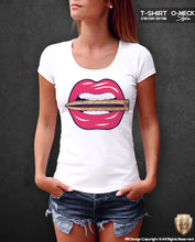 cool graphic lips t shirt