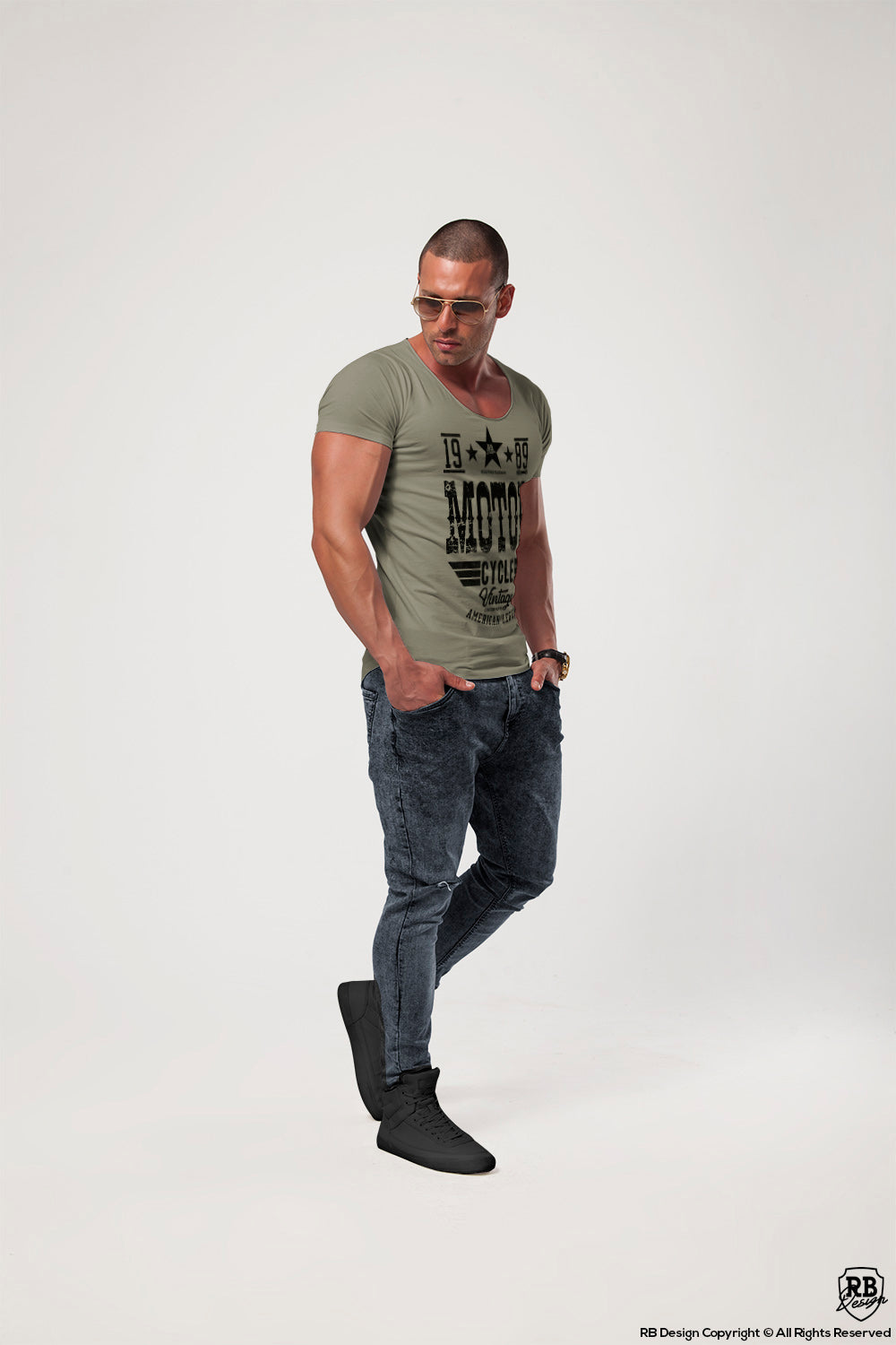 Vintage Style Motorcycle Men's T-shirt Gray Beige Khaki / Color Option / MD875