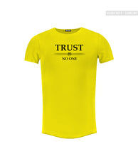 Men's T-shirt "TRUST NO ONE" MD976