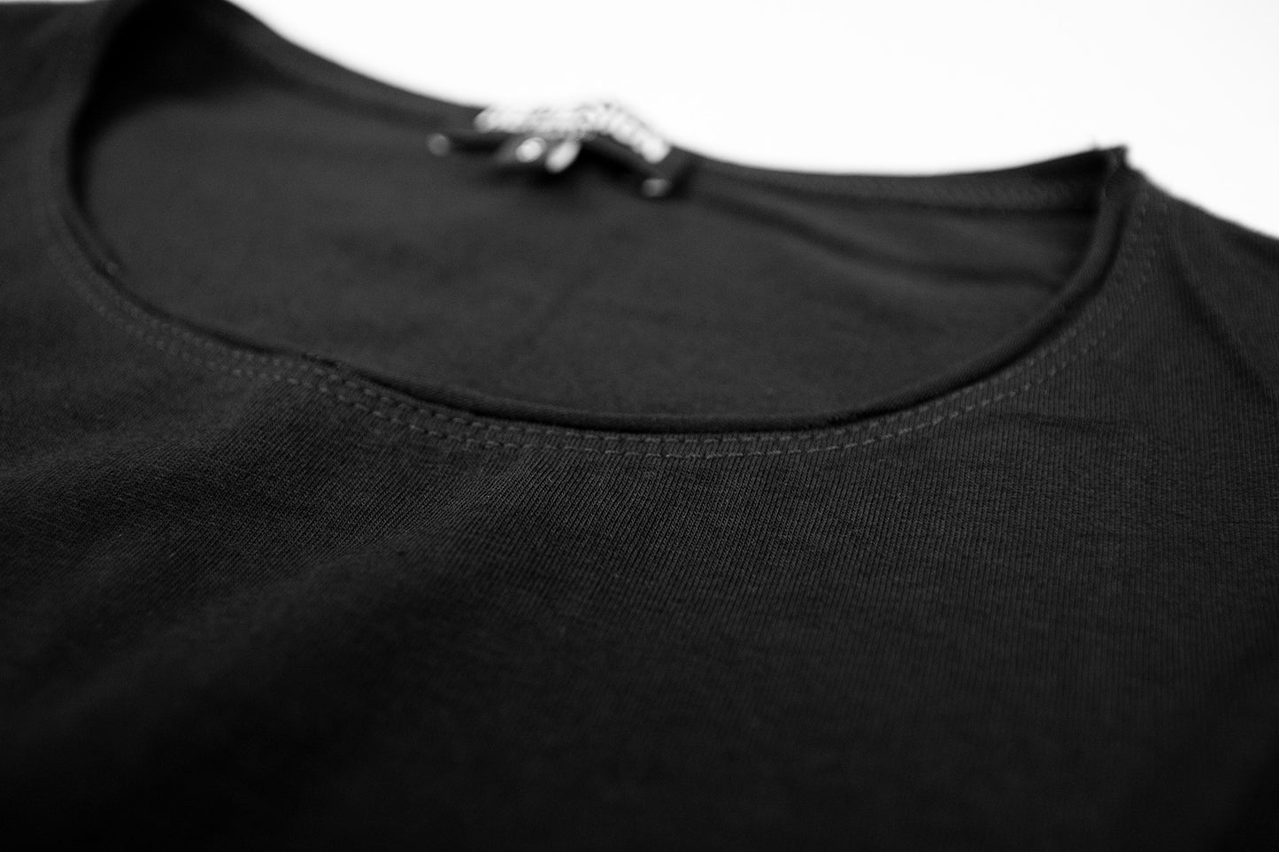 3 Pack Men's Plain Black Round Neck T-shirt - Longline