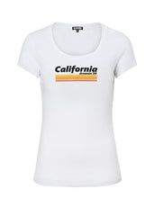 Women's Designer T-shirt With Sayings "California" WTD27